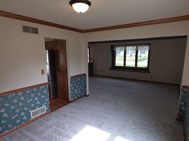 Foto del edificio - 4 bedroom home in Pleasant Prairie