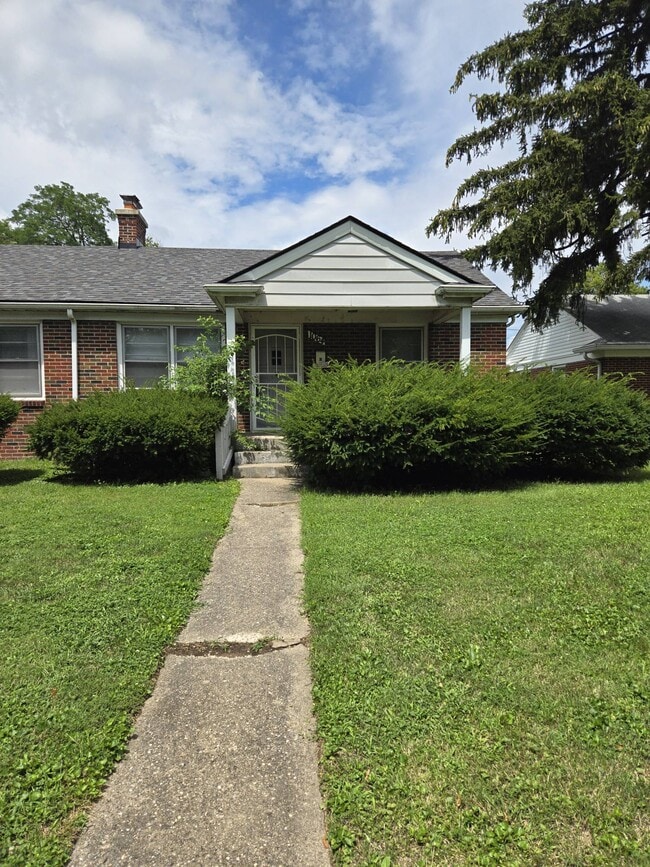 Photo - 1064 W 37th St House