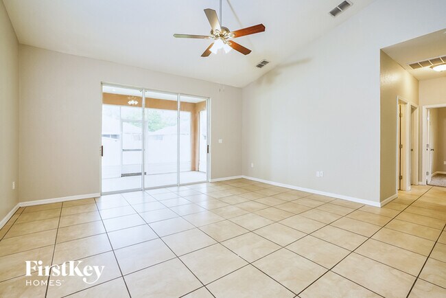Building Photo - 5334 Oxford Manor Cir