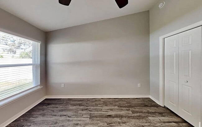 Building Photo - 6771 Mossy Oak Ln