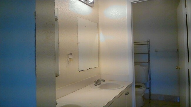 Foto del edificio - 20700 NW 31st Ave