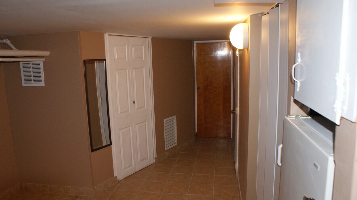 Primary Photo - 6626 ditman street
