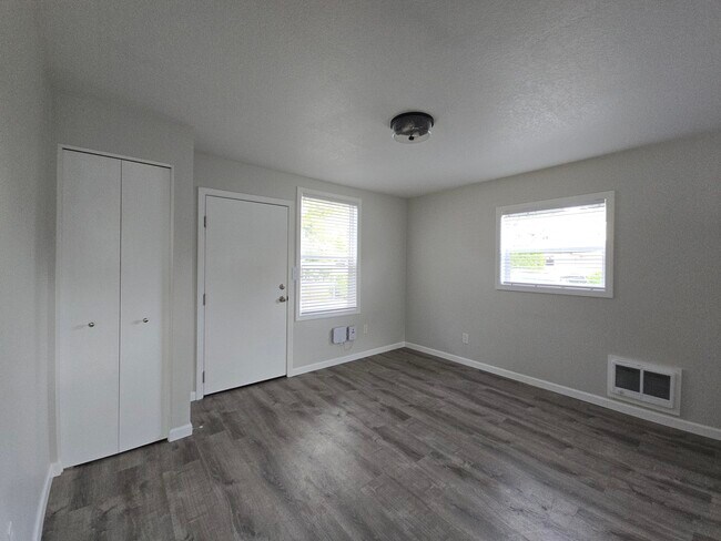 Foto del edificio - 3220 SE Rockwood St
