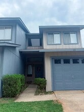 Building Photo - 139 Woodfield Pl