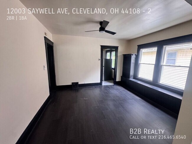 Foto del edificio - 12003 Saywell Ave