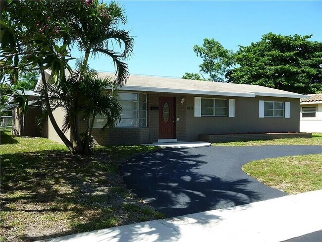 Photo - 4711 W Park Rd (Hollywood, FL) House