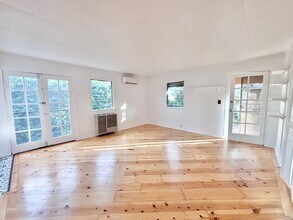 Building Photo - 2339 Norwalk Ave