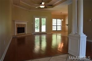 Foto del edificio - 940 Silver Creek Cir