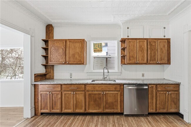 Foto del edificio - 344 Bryant Ave