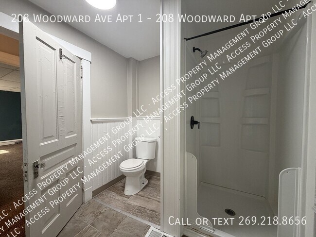 Building Photo - 208 Woodward Ave