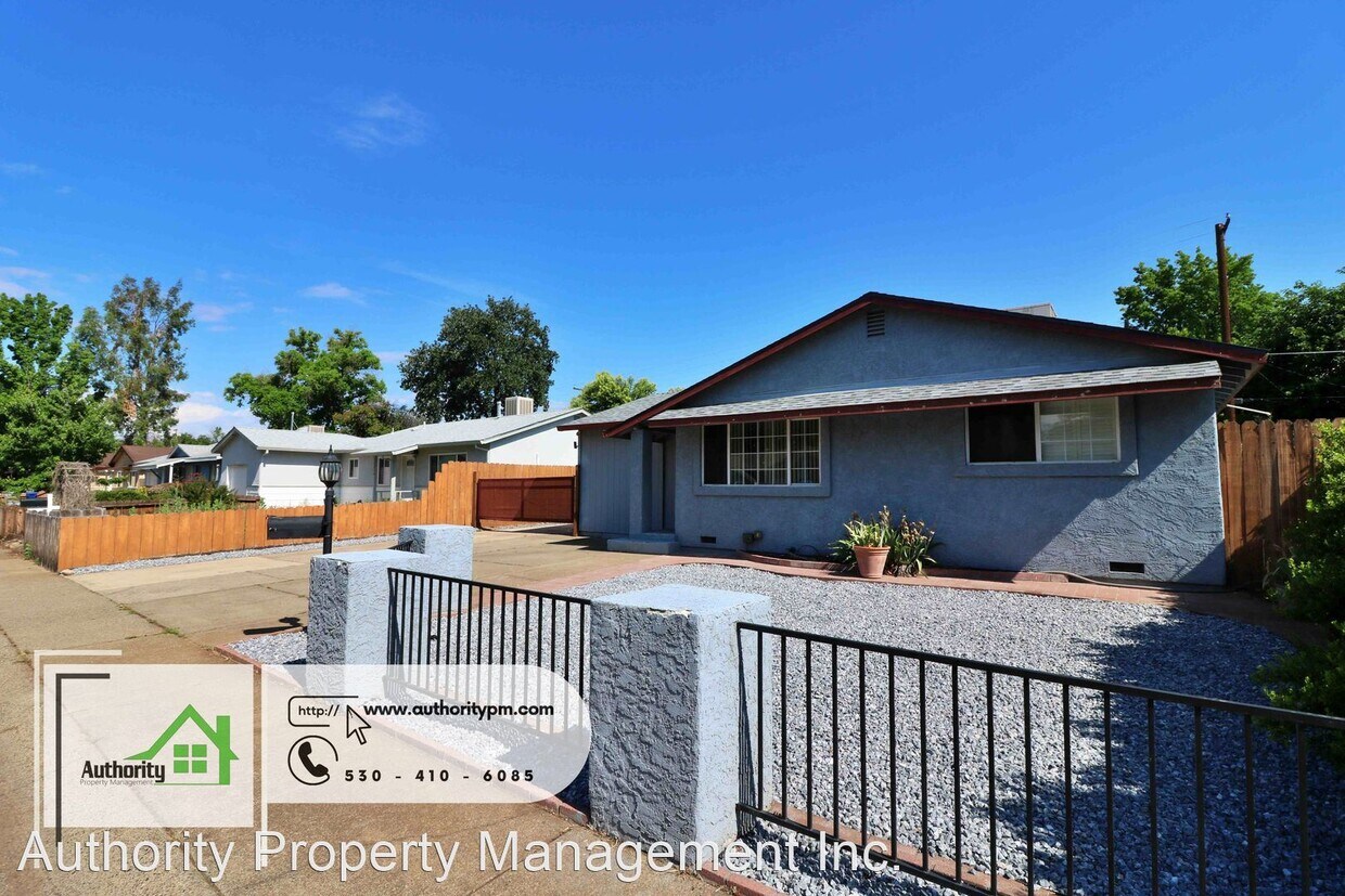 Primary Photo - 3 br, 1 bath House - 2092 Jupiter Terrace