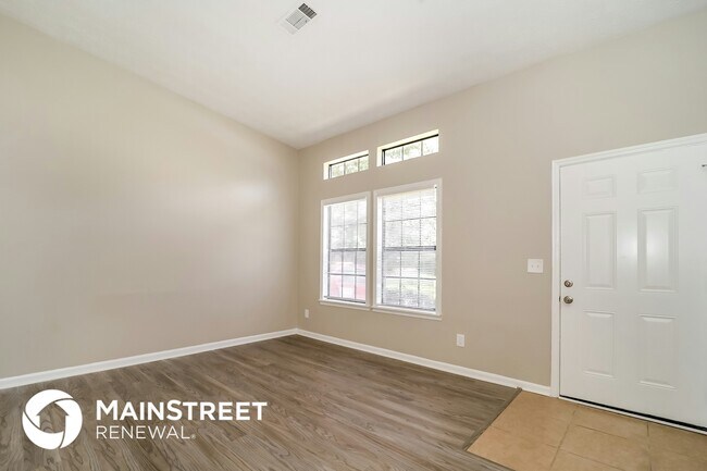 Building Photo - 6373 Valley Dale Dr