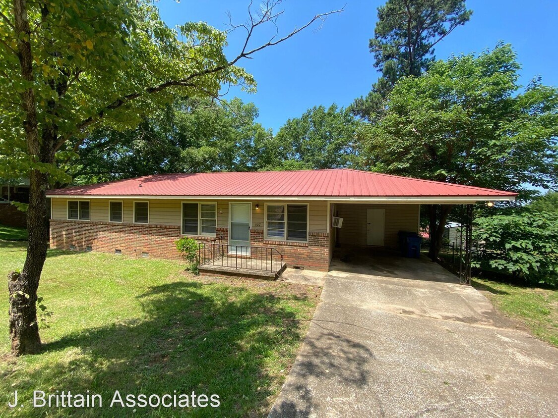 Primary Photo - 3 br, 1.5 bath House - 607 13th Avenue