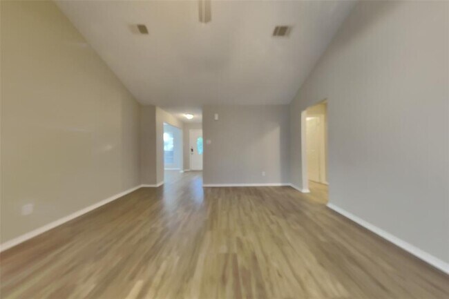 Building Photo - 27 S Brook Pebble Ct