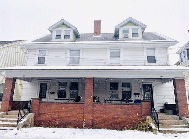 Building Photo - 535 Turnpike St