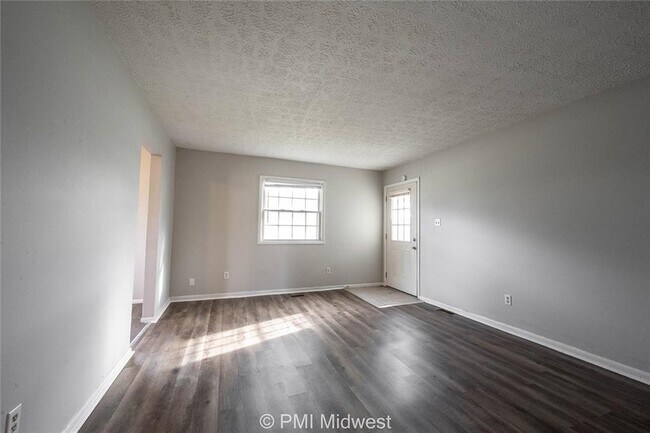 Building Photo - 1442 Coachlite Dr