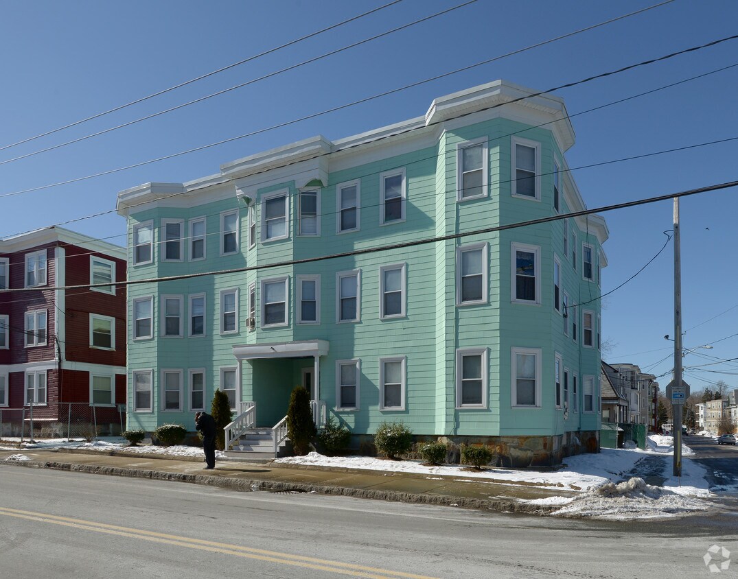 Foto del edificio - 427 Warren Ave