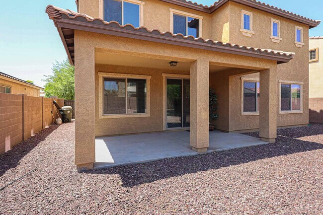 Foto del edificio - 16982 W Rio Vista Ln