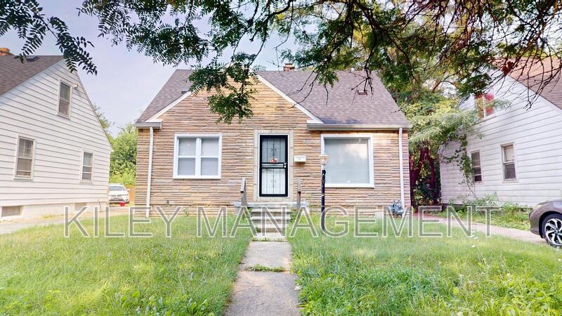 Foto principal - 19946 Westphalia St