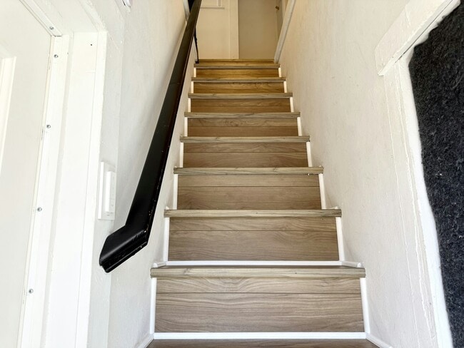 Photo - 3354 W Kiowa St House