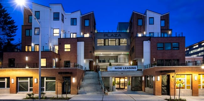 Foto del edificio - Plaza Apartments