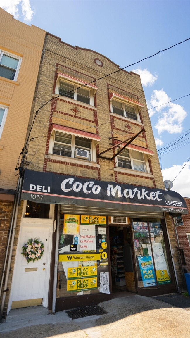 Building Photo - 1037 Avenue C