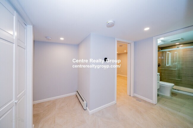 Foto del edificio - 1548 Washington St