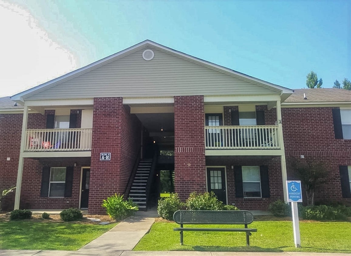 Primary Photo - Brewington Pointe Apartments