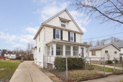 880 Chalker St Akron, OH 44310 – photo 1