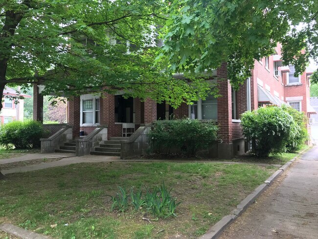 Building Photo - 600 W. State