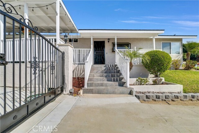 Building Photo - 1547 McLeod Pl