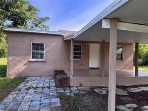 Building Photo - 2229 E Welch Rd