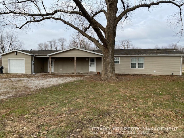 Building Photo - 11608 Fuesser Rd