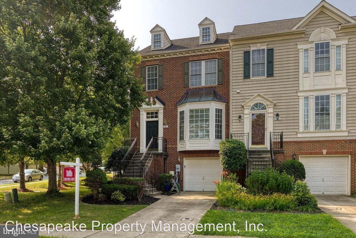 Primary Photo - 3 br, 3.5 bath House - 10801 Wadsworth Road