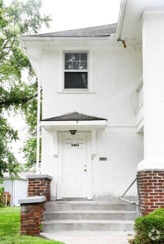 Building Photo - 5405-5407 Harrison St