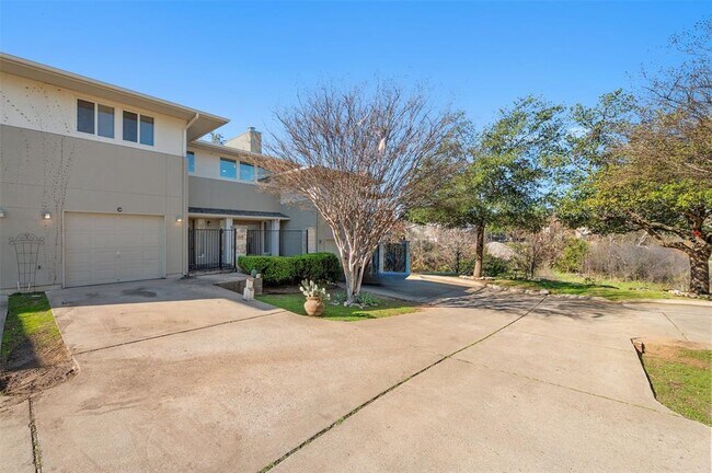 Building Photo - 5306 Beacon Dr
