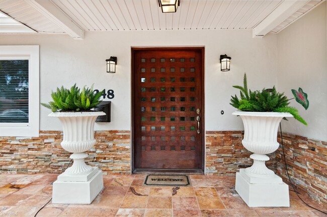 Building Photo - 3 br, 2 bath House - 248 Catalan Boulevard...