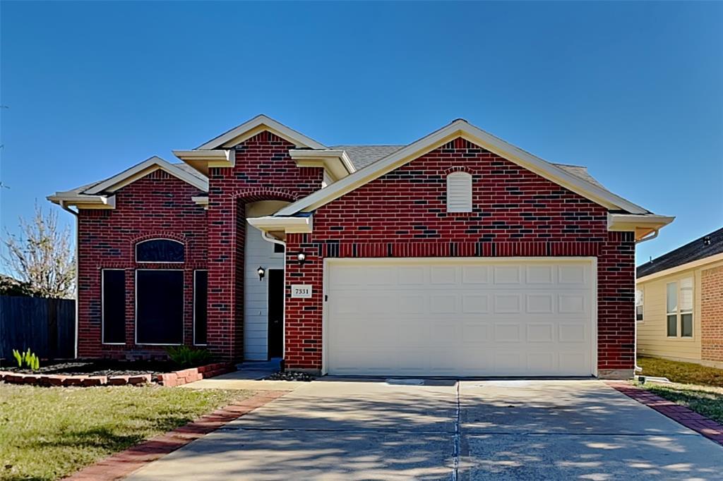 Foto principal - 7331 Jacobs Well Dr