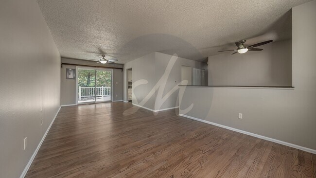 Foto del edificio - 5 bedroom Home in Widefield
