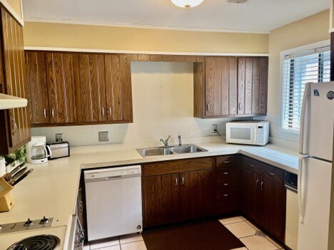 Foto del edificio - 200 Hamilton Oaks Dr