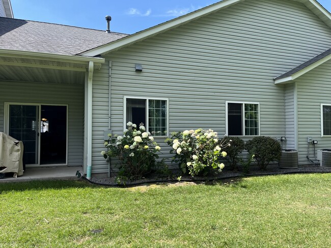 Building Photo - 2852 Brewers Ln