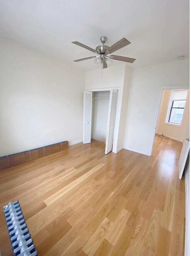 Foto del edificio - 6114 Highland Pl