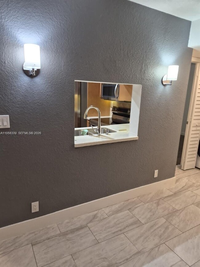 Foto del edificio - 116 NW 60th Ave