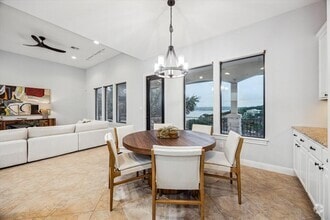 Building Photo - 17813 Kingfisher Ridge Dr