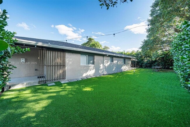 Foto del edificio - 54 NW 84th St