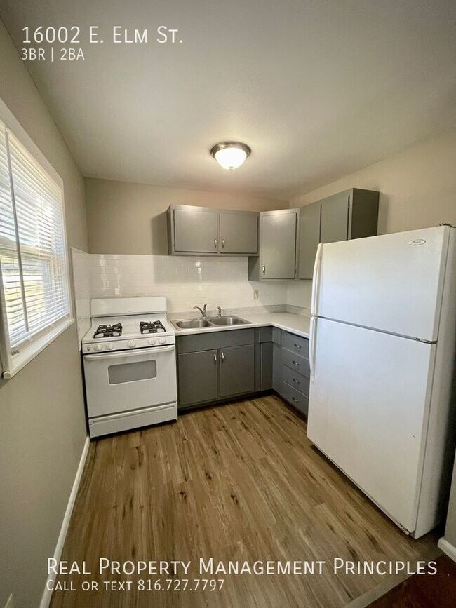 Building Photo - 16002 E Elm St