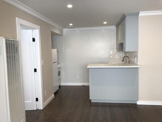Foto del edificio - 748 12th St