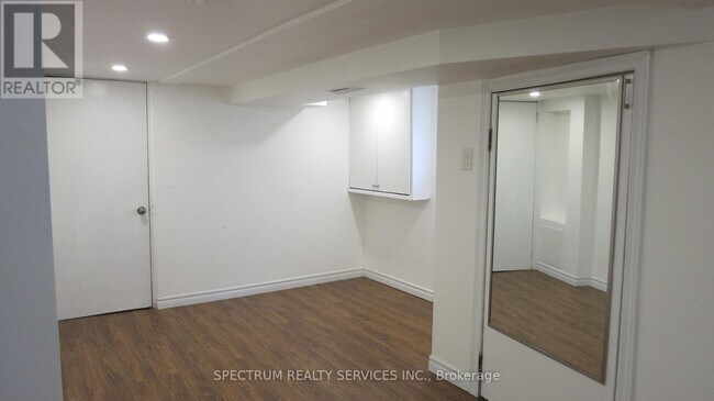 Photo du bâtiment - 639 Third St