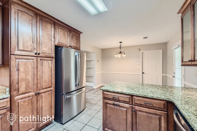 Building Photo - 250 David Larsen Dr, Stockbridge, GA, 30281