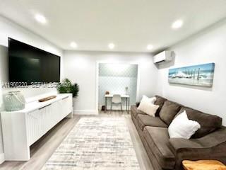 Foto del edificio - 15001 Leisure Dr